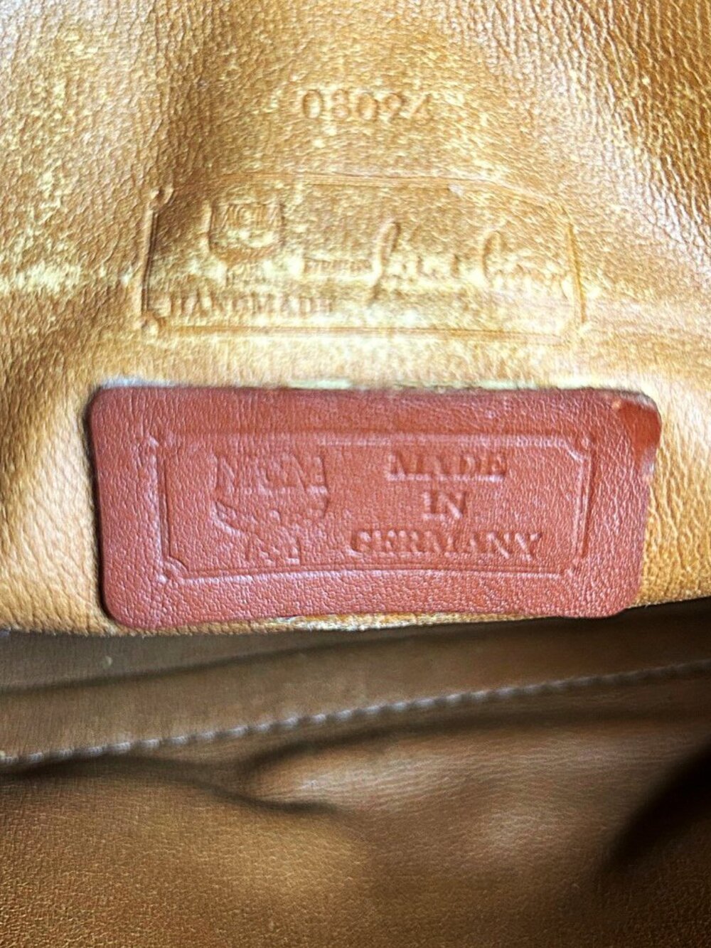 MCM Visetos Clutch Bag Pouch Vintage Cognac Tan - Picture 8 of 12